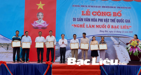 Chuyện từ​ hạt muối Bạc Liêu