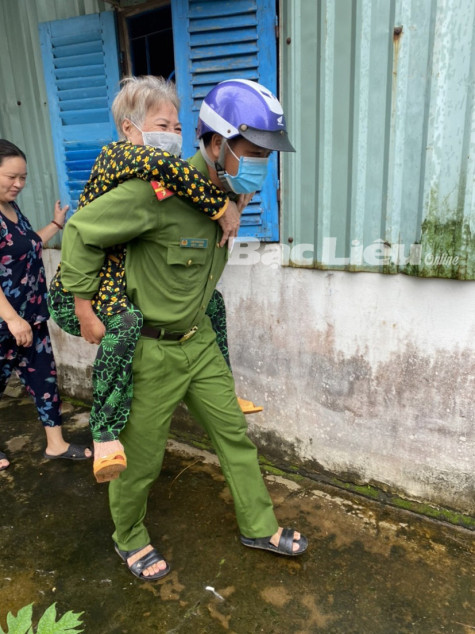 Công an nhân dân vì dân phục vụ