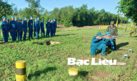 Xây dựng lực lượng dân quân tự vệ biển vững mạnh