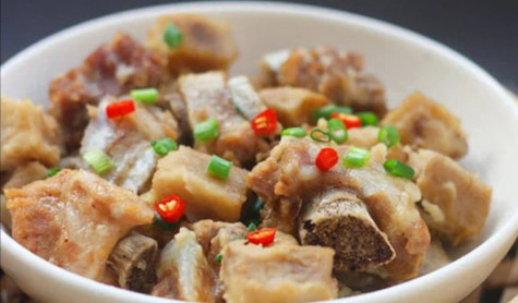 Sườn hấp khoai môn - món ngon hao cơm