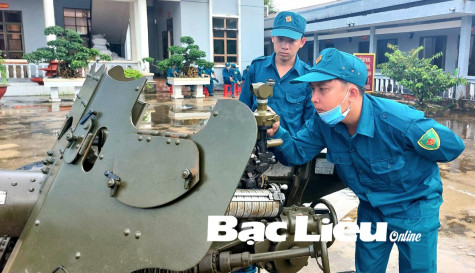 Thành lập Đại đội Dân quân pháo 85mm