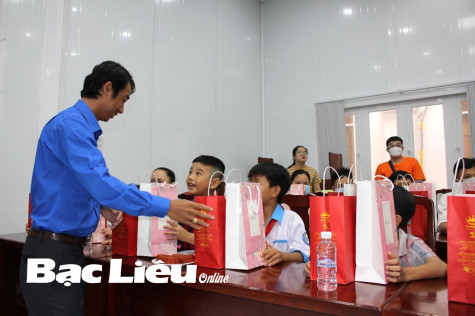 Để mọi thiếu nhi đều có Tết Trung thu