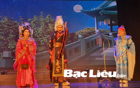 Đi xem cải lương cuối tuần...