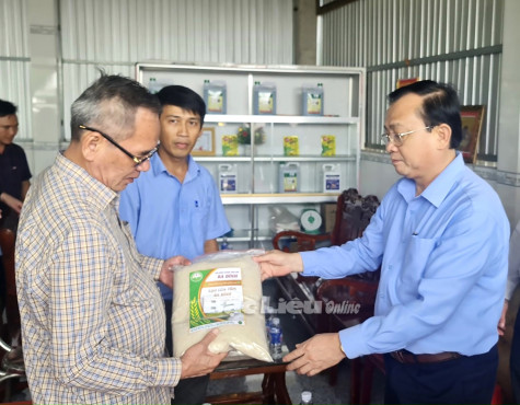 Xây dựng tổ chức đảng trong các hợp tác xã: Nhu cầu bức thiết