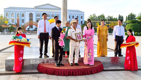 Lan tỏa những tấm gương đẹp giữa đời thường