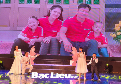 Bộ tiêu chí ứng xử trong gia đình: Tôn trọng, bình đẳng, yêu thương, chia sẻ