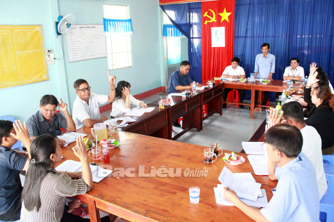 Nhiều biện pháp nâng chất sinh hoạt chi bộ