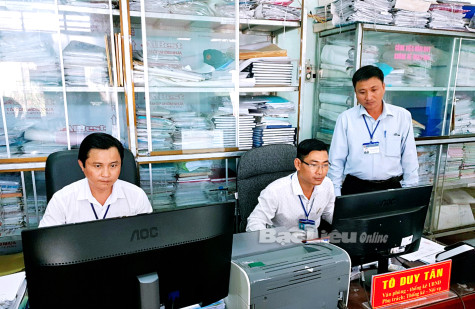 Tăng lương cơ sở: Giảm bớt khó khăn cho người làm việc trong khu vực công