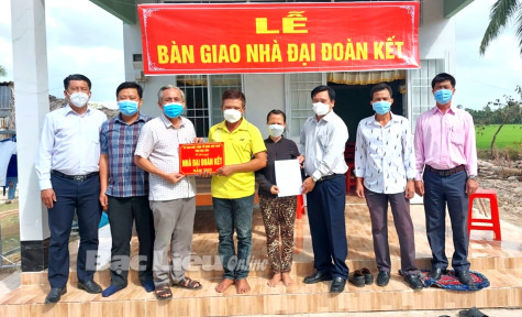 Giảm nghèo bền vững trong giai đoạn mới: Không chỉ giải quyết vấn đề thu nhập
