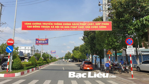 Ngày Pháp luật nước Cộng hòa xã hội chủ nghĩa Việt Nam (9/11): 10 năm - một chặng đường ý nghĩa