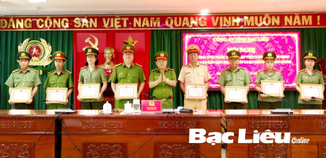 Công an Bạc Liêu: Tạo thói quen hành xử đúng luật cho người dân