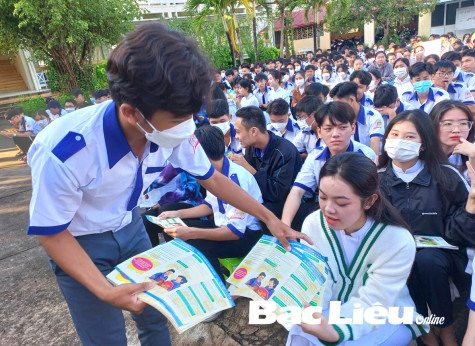 Gần 700 đoàn viên - thanh niên được tuyên truyền về sức khỏe sinh sản, sức khỏe tình dục vị thành niên - thanh niên