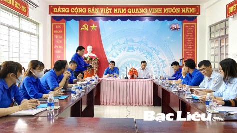 Kiểm tra công tác Đoàn và phong trào thanh thiếu nhi: Gỡ khó cùng cơ sở