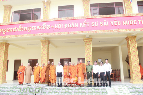 Bàn giao trụ sở mới cho Hội Đoàn kết sư sãi yêu nước tỉnh