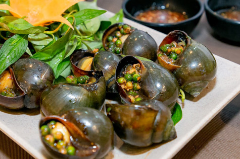Ốc bươu quay tiêu non - ngon ngất ngây