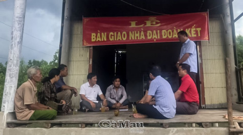 Nhân văn ngày hội toàn dân