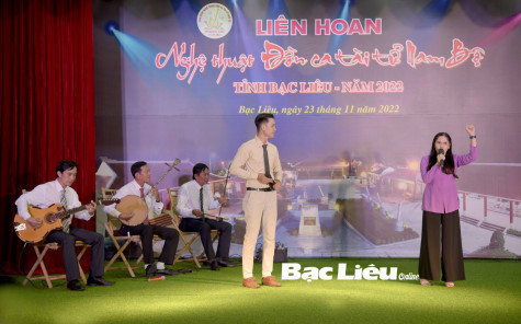 Đờn ca tài tử Chung lòng nối nhịp