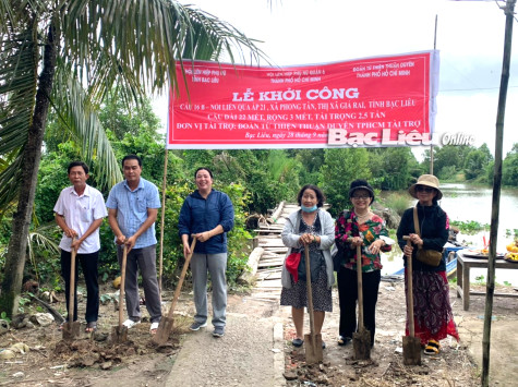 Hội LHPN tỉnh: Vận động hơn 300 triệu đồng xây 2 cây cầu nông thôn