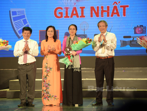 Chung kết xếp hạng Hội thi Tiếng hát người làm báo khu vực miền Đông và Tây Nam Bộ năm 2022