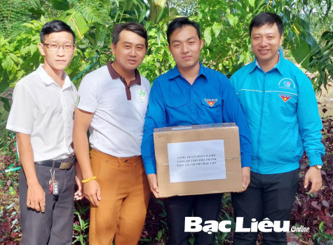 Trao “cần câu” cho thanh niên khởi nghiệp