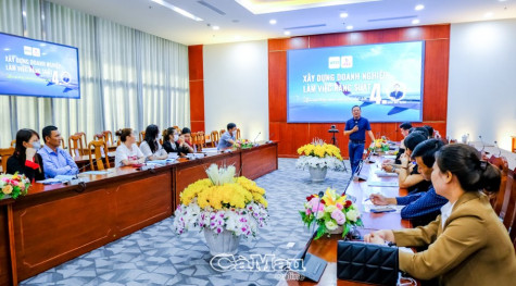 Hỗ trợ doanh nghiệp và hộ kinh doanh cá thể chuyển đổi số