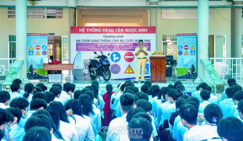 “An toàn giao thông cho nụ cười ngày mai”