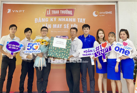 VNPT Bạc Liêu: Trao giải Chương trình OneSME “Đăng ký nhanh tay - vận may sẽ tới”