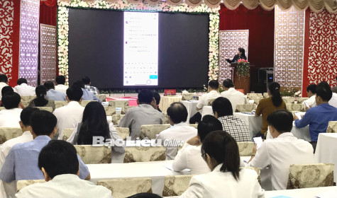 Đa dạng phương thức bảo vệ nền tảng tư tưởng của Đảng