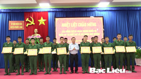Đón trên 900 quân nhân hoàn thành nghĩa vụ quân sự xuất ngũ về địa phương