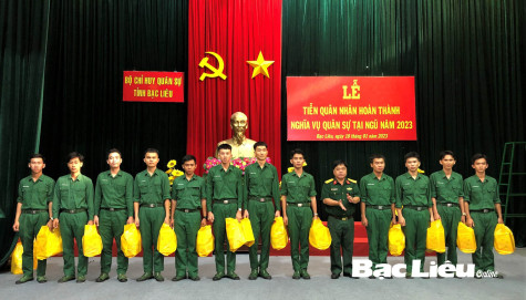 Ấm áp ngày trở về