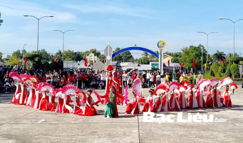 Huyện Hồng Dân: Tổ chức Tết vui tươi, lành mạnh, an toàn, tiết kiệm