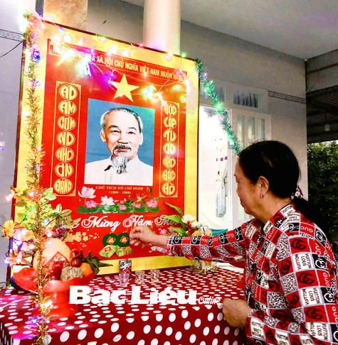 Ngày xuân có Bác