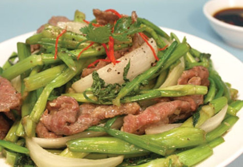 Rau cần nước xào thịt bò - đơn giản mà ngon