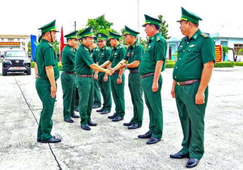 Dựa vào dân để bảo vệ biên giới
