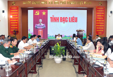 Kiên trì xây dựng văn hóa giao thông an toàn