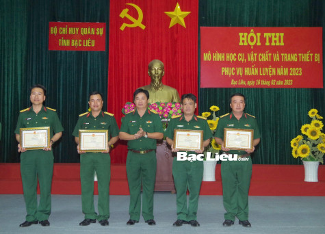 Bộ CHQS tỉnh: Hội thi mô hình học cụ, vật chất và trang thiết bị phục vụ huấn luyện