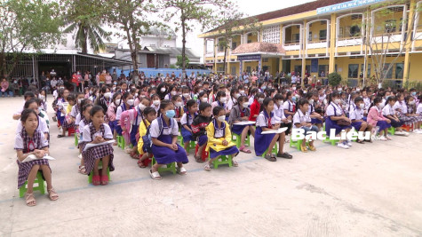 Hơn 200 thí sinh tham gia Hội thi “Vở sạch - Chữ đẹp” năm học 2022 - 2023