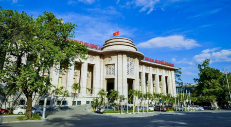 Vay tiền ngân hàng bị ép mua bảo hiểm: Gọi ngay đường dây nóng Ngân hàng Nhà nước