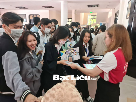 Trên 500 học sinh tham gia chương trình “Tiếp bước trường thi” năm 2023
