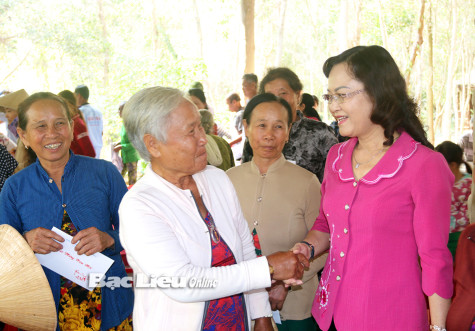 Phó Bí thư Thường trực Tỉnh ủy - Lê Thị Ái Nam: Phụ nữ cần bản lĩnh để vượt qua thách thức