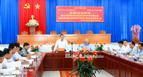 Để cán bộ, công chức cấp cơ sở tự giác học tập và làm theo Bác
