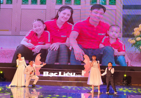 Hạnh phúc cho mọi người