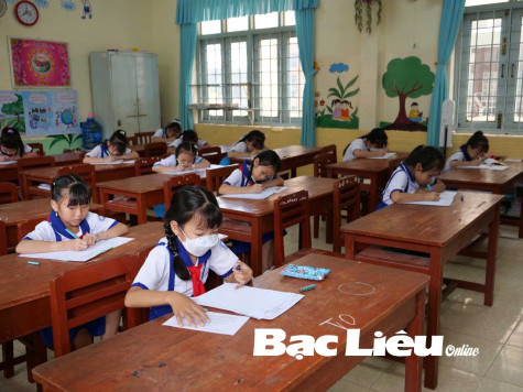 315 thí sinh tham gia Hội thi Viết chữ đẹp cấp tỉnh