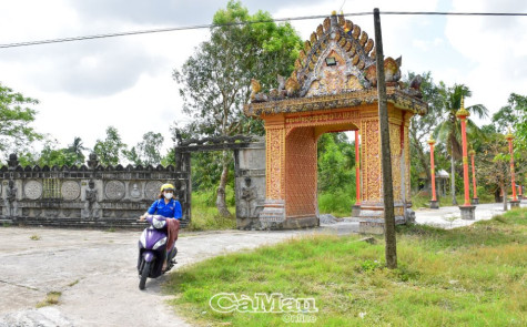 Niềm vui của đồng bào phật tử