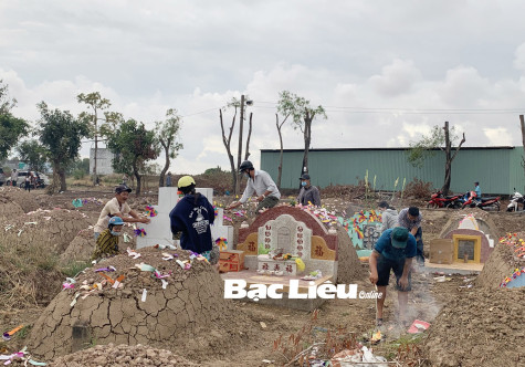 Đầm ấm tết Thanh minh