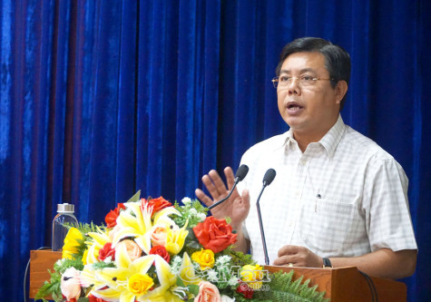 Tập trung gỡ khó, giữ đà tăng trưởng kinh tế