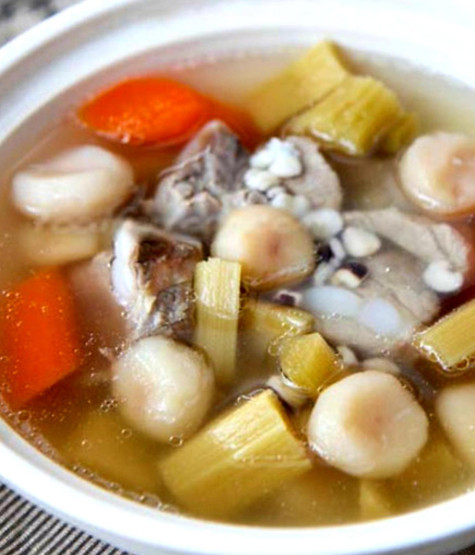 “Hạ hỏa” với món canh mía lau, củ cải đỏ hầm xương heo