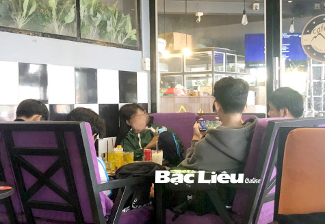 Người trẻ “đừng sống”​ trên mạng xã hội