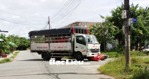 Chú ý phòng tránh tai nạn giao thông tại các giao lộ