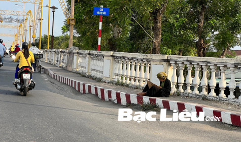 Tái diễn tình trạng ăn xin trên đường phố